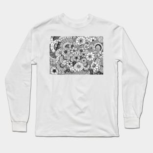 Garden doodle flower black and white Long Sleeve T-Shirt